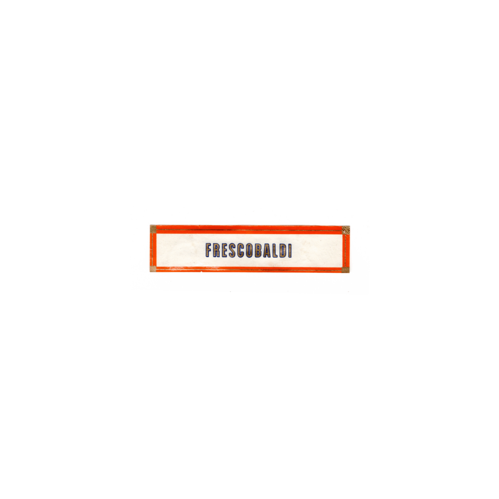 Il N/A Frescobaldi, prodotto a N/A, in N/A, presenta un'etichetta rettangolare realizzata in carta patinata opaca e stampata con tecnologia offset.