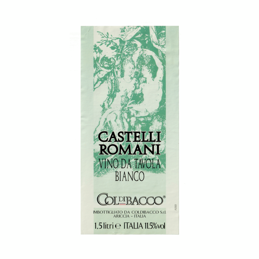 Il vino bianco Castelli Romani, prodotto a Ariccia, in Italia, presenta un'etichetta rettangolare realizzata in carta patinata lucida e stampata con tecnologia offset.