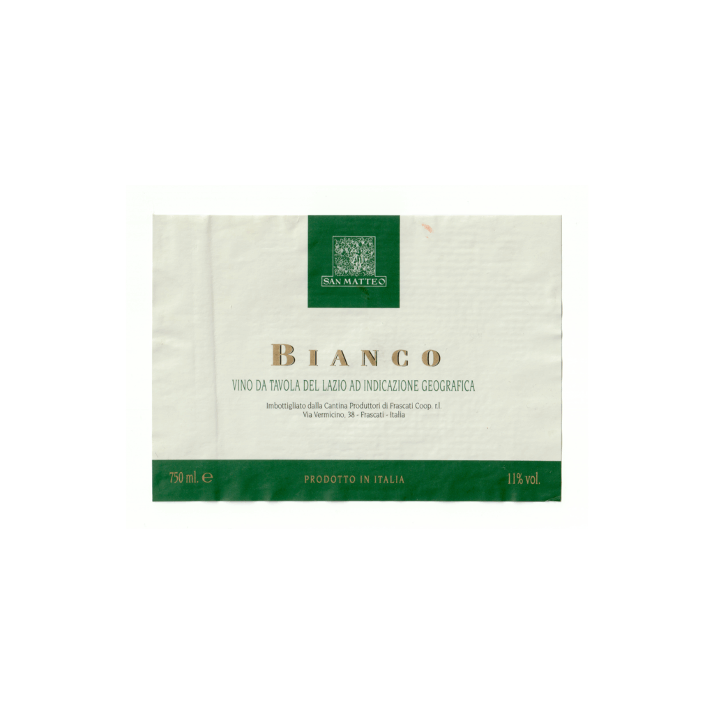 Il vino bianco San Matteo, prodotto a Frascati, in Italia, presenta un'etichetta rettangolare realizzata in carta marcata e stampata con tecnologia offset.