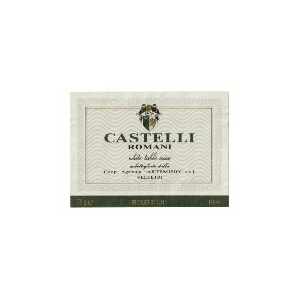 Il vino bianco Castelli Romani, prodotto a Velletri, in Italia, presenta un'etichetta rettangolare realizzata in carta usomano e stampata con tecnologia Offset.