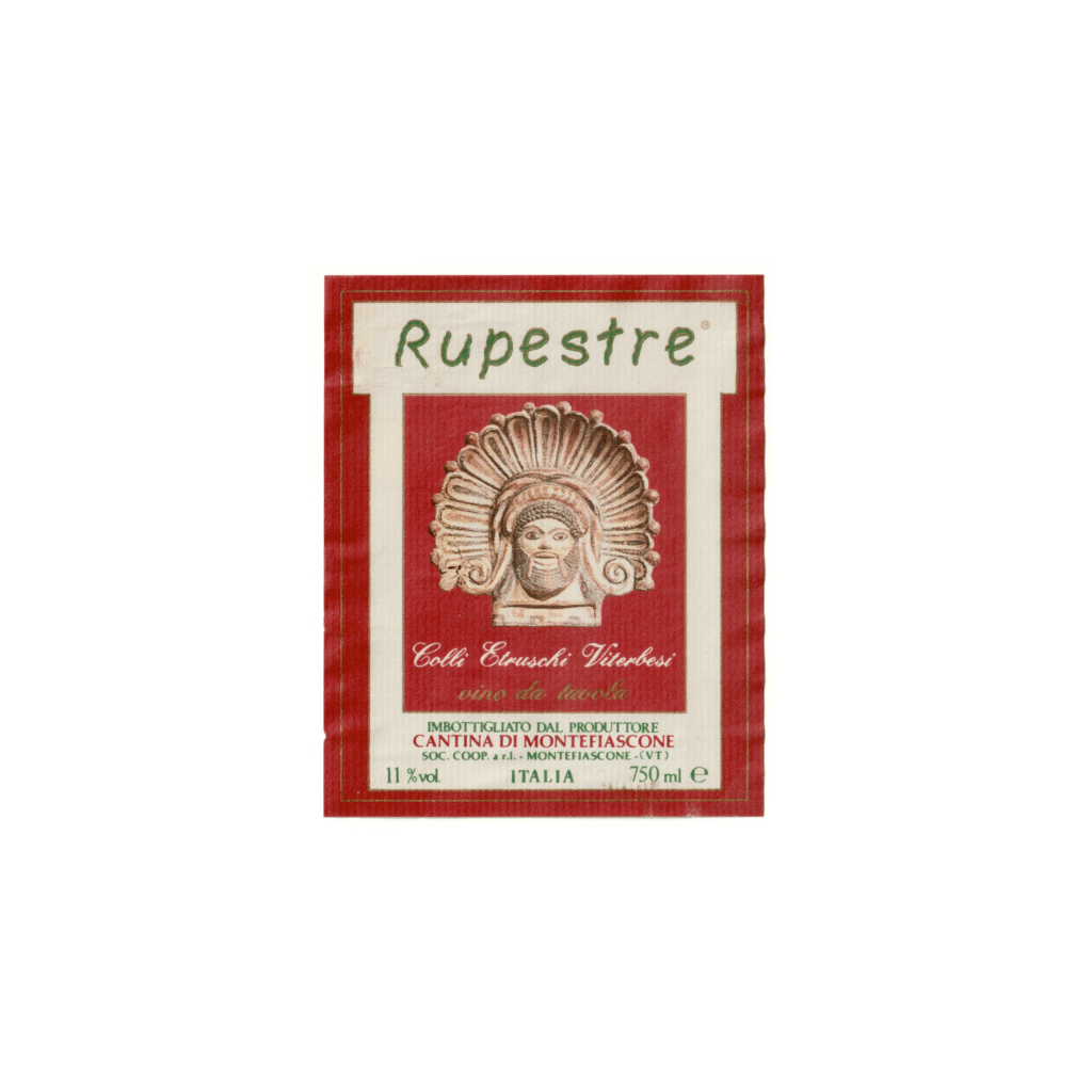 Il vino rosso Rupestre, prodotto a Montefiascone, in Italia, presenta un'etichetta rettangolare realizzata in carta marcata e stampata con tecnologia Offset.