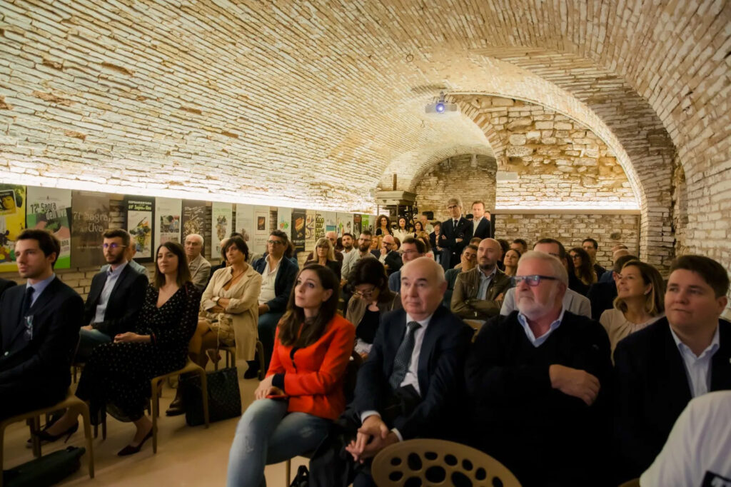 La platea alla cerimonia per il Premio Nazionale Etichetta d'Oro. XXVIII edizione